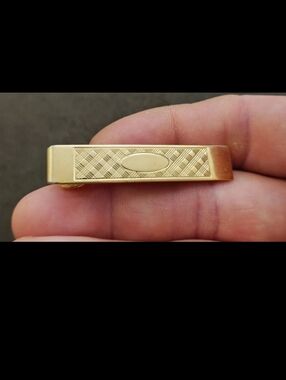 1950s Etched Textured Geometric Design Gold Tone Tie Bar/Tie Clip